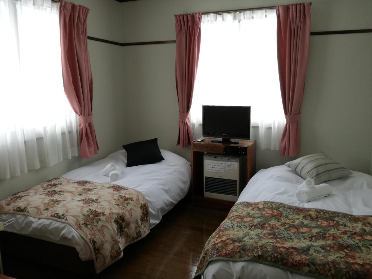 Hakuba Vivaldi Hotel Exterior photo